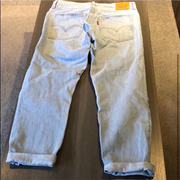 Levi Wedgie Fit Jeans - Picture 2 of 2